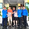 Trao quà sinh nhật – gửi gắm sự quan tâm đến người lao động xa quê